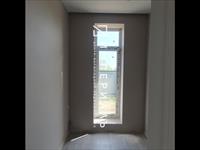 Продается одноэтажный дом 110 кв.м. с панорамными окнами для круглогодичного проживания в КП Лесная Дубрава в д. Митяево Боровского района Калужской области.  